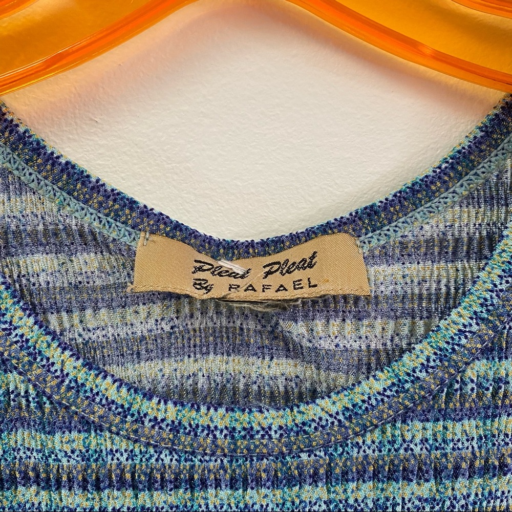 Y2K Scrunchie Top - Picture 2 of 3